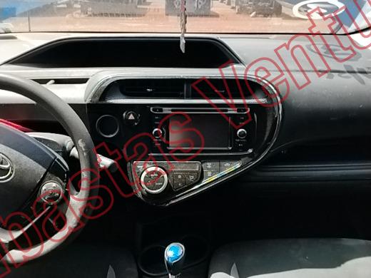TOYOTA PRIUS 2021, foto 14 de 19