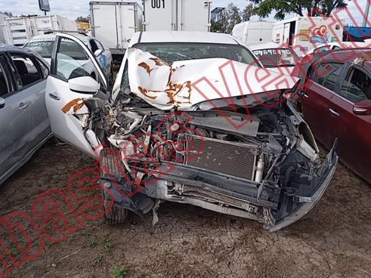 NISSAN VERSA 2018, foto 2 de 19