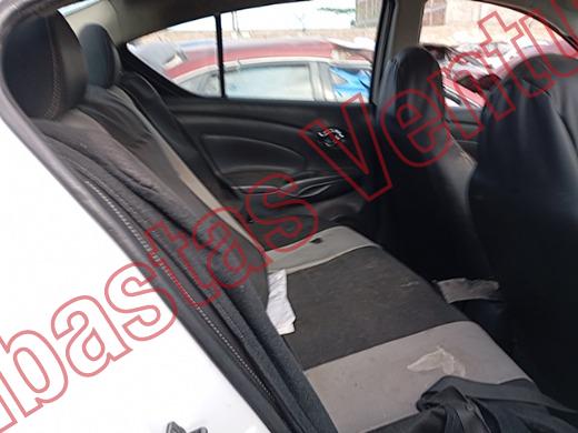 NISSAN VERSA 2018, foto 13 de 19