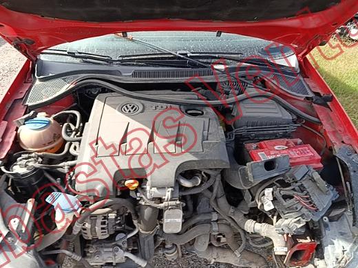 VOLKSWAGEN VENTO 2014, foto 10 de 19