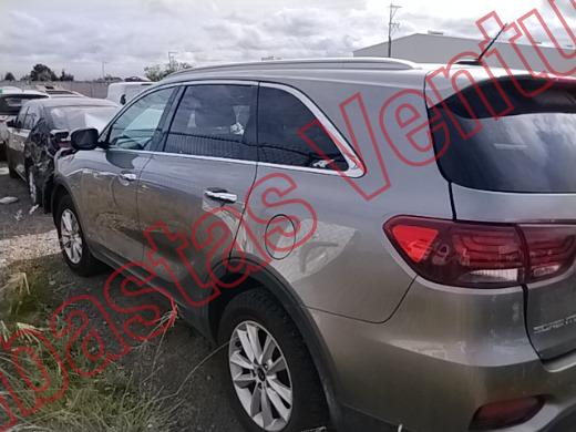 KIA SORENTO  2019, foto 8 de 19