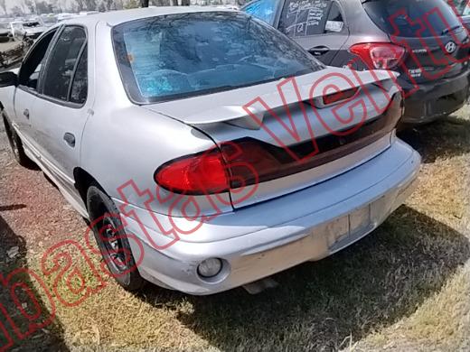 PONTIAC SUNFIRE 2004, foto 7 de 19