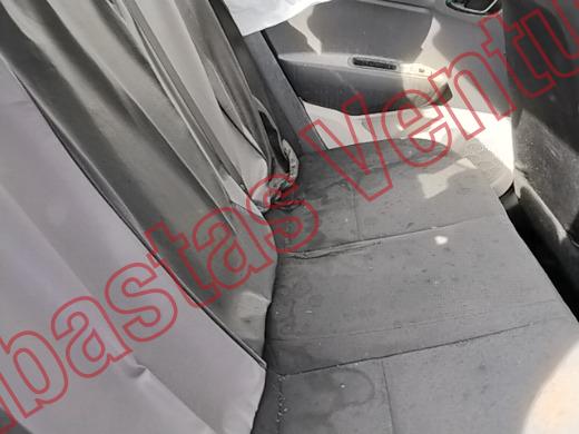 HYUNDAI I10 2024, foto 13 de 19