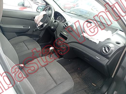 CHEVROLET AVEO 2017, foto 12 de 19