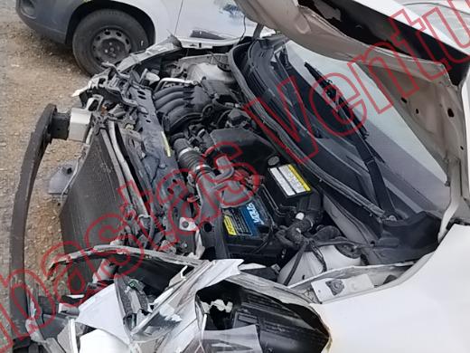 NISSAN VERSA 2018, foto 9 de 19