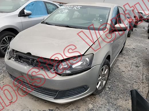 VOLKSWAGEN VENTO 2015, foto 1 de 19