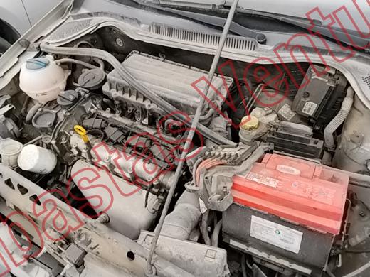 VOLKSWAGEN VENTO 2015, foto 9 de 19