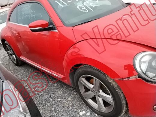 VOLKSWAGEN BEETLE 2016, foto 4 de 19