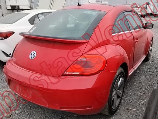 VOLKSWAGEN BEETLE 2016, foto 5 de 19