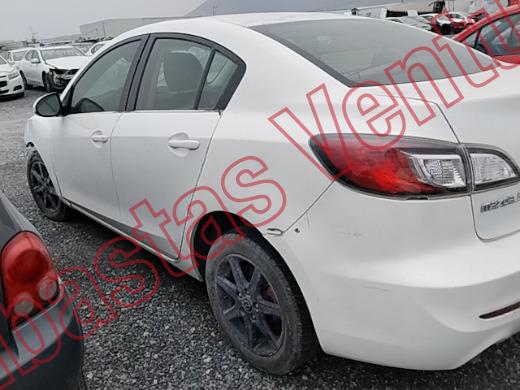 MAZDA MAZDA 3 2012, foto 8 de 19