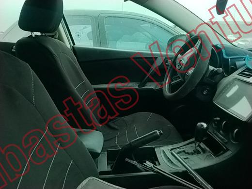 MAZDA MAZDA 3 2012, foto 12 de 19
