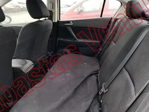 MAZDA MAZDA 3 2012, foto 16 de 19