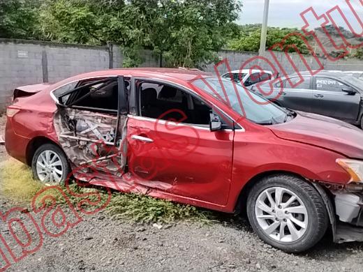 NISSAN SENTRA 2015, foto 4 de 19