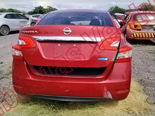 NISSAN SENTRA 2015, foto 6 de 19