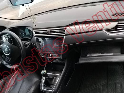 MG MG5 2023, foto 14 de 19