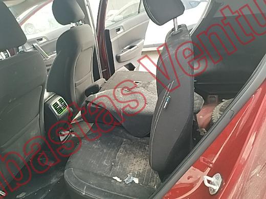KIA SPORTAGE 2016, foto 16 de 19