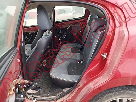 MAZDA MAZDA 2 2022, foto 16 de 19