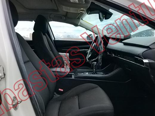 MAZDA MAZDA 3 2023, foto 12 de 19