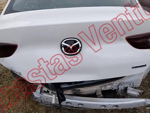 MAZDA MAZDA 3 2023, foto 19 de 19