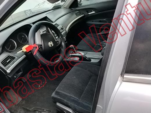 HONDA ACCORD 2012, foto 17 de 19