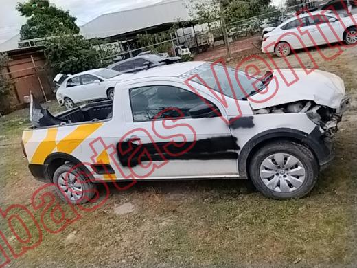 VOLKSWAGEN SAVEIRO  2017, foto 4 de 19