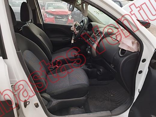 NISSAN MARCH 2018, foto 12 de 19