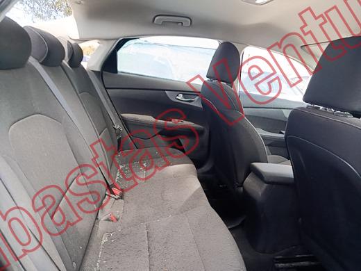 KIA FORTE   2021, foto 13 de 19