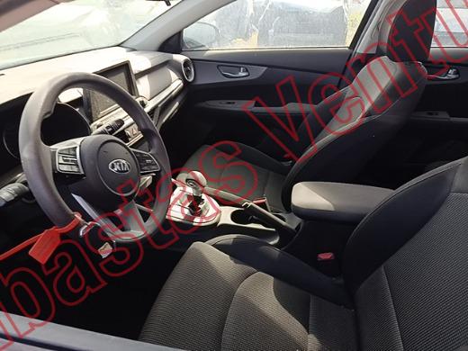 KIA FORTE   2021, foto 17 de 19