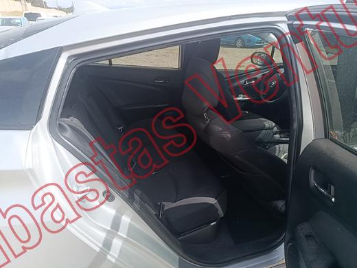 TOYOTA PRIUS 2021, foto 13 de 19