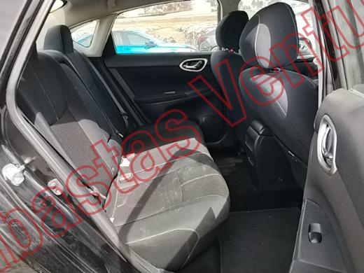 NISSAN SENTRA 2017, foto 13 de 19