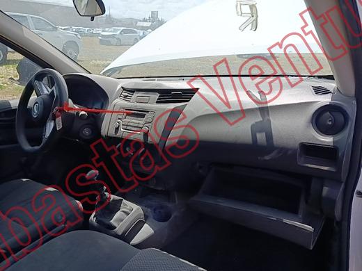 NISSAN NP 300 2022, foto 14 de 19