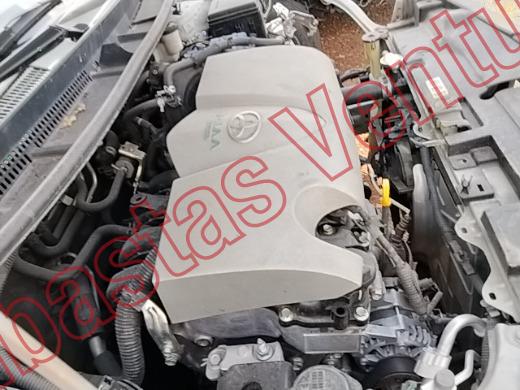 TOYOTA YARIS 2017, foto 11 de 19