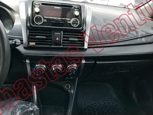 TOYOTA YARIS 2017, foto 14 de 19