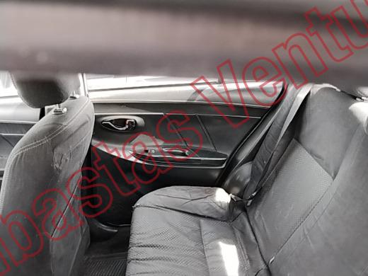 TOYOTA YARIS 2017, foto 16 de 19