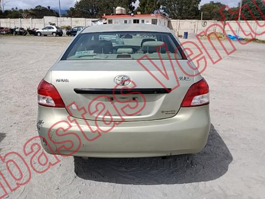 TOYOTA YARIS 2007, foto 6 de 19