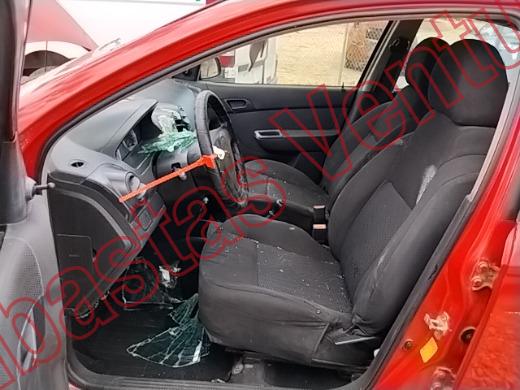 CHEVROLET AVEO 2016, foto 17 de 19