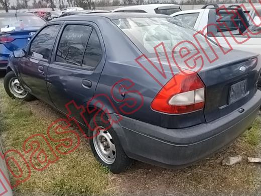 FORD IKON 2004, foto 8 de 19