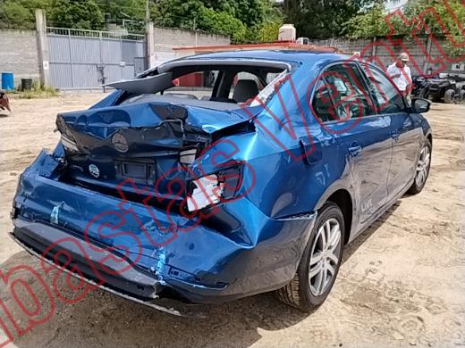 VOLKSWAGEN JETTA MK VI 2016, foto 5 de 19