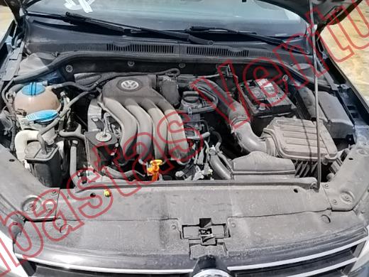 VOLKSWAGEN JETTA MK VI 2016, foto 10 de 19