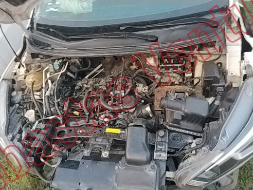 NISSAN VERSA 2021, foto 10 de 19