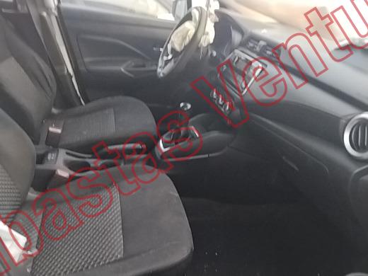 NISSAN VERSA 2021, foto 12 de 19