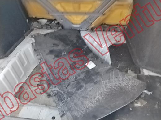 NISSAN VERSA 2021, foto 15 de 19