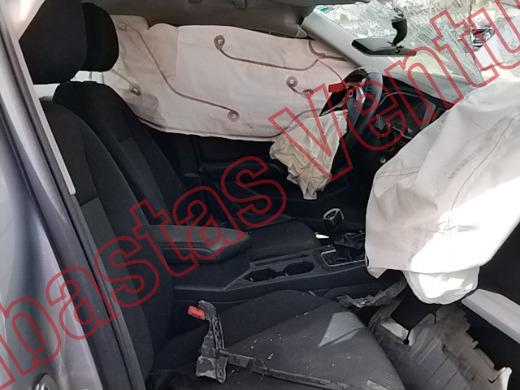 VOLKSWAGEN JETTA 2020, foto 12 de 19