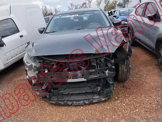 MAZDA MAZDA 3 2018, foto 2 de 19