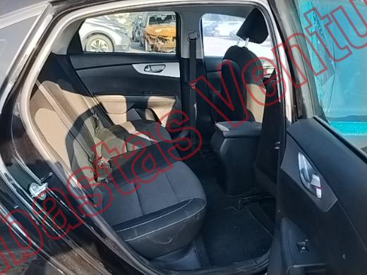 KIA FORTE   2022, foto 13 de 19