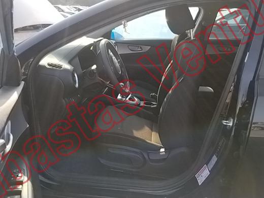 KIA FORTE   2022, foto 17 de 19