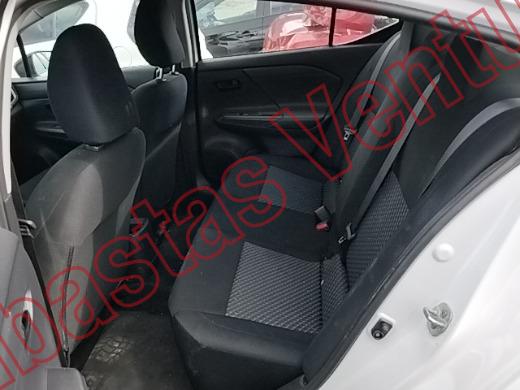 NISSAN VERSA 2026, foto 16 de 19