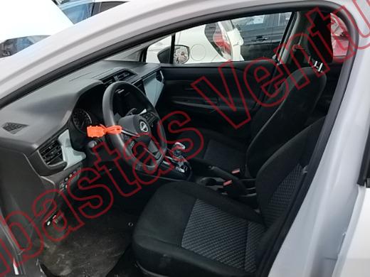 NISSAN VERSA 2026, foto 17 de 19