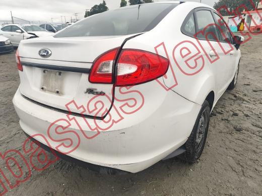 FORD FIESTA 2013, foto 5 de 19