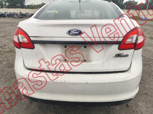 FORD FIESTA 2013, foto 6 de 19